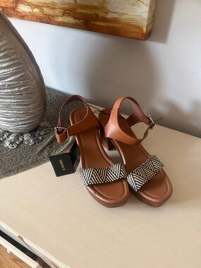 Forever 21 Tan Platform Sandals with Black & White Beaded Strap